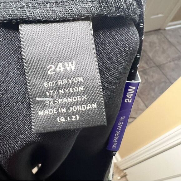 Investments 24W PARK AVE PullOn Straight Leg Stretch Black White Polka Dot NWT - Picture 5 of 7